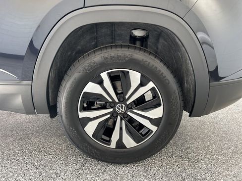 New 2026 Volkswagen Atlas Cross Sport SE AWD/4WD image 40
