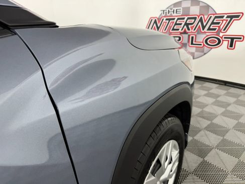 Used 2024 Toyota Corolla Cross L image 28