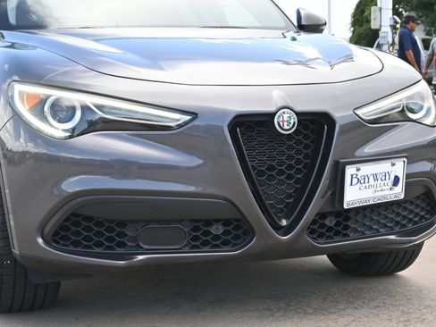 Used 2021 Alfa Romeo Stelvio Sprint w/ Nero Edizione RWD image 28