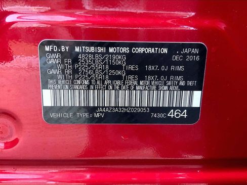 Used 2017 Mitsubishi Outlander SEL AWD/4WD image 34