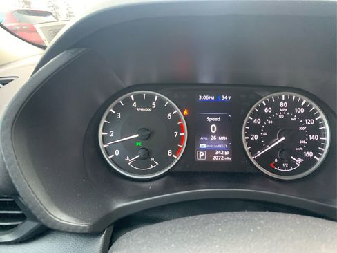 Certified 2025 Nissan Sentra S image 19