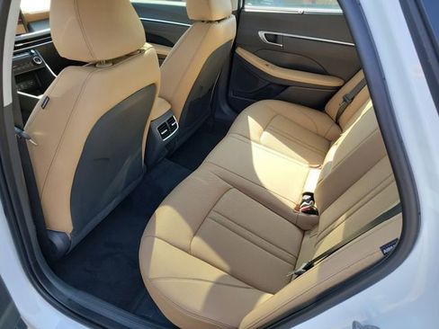 New 2025 Hyundai Sonata Limited FWD image 22