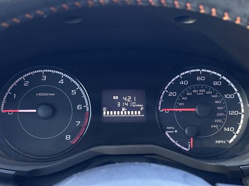 Used 2022 Subaru Crosstrek 2.0i Premium image 21