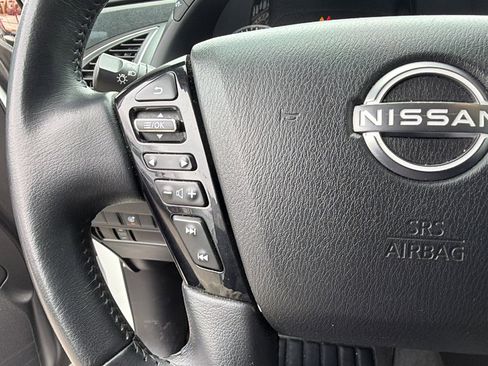 Used 2022 Nissan Armada SV w/ SV Appearance Package image 29
