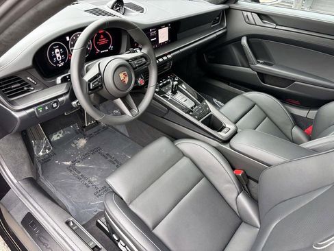 Used 2026 Porsche 911 Carrera 4 GTS image 4