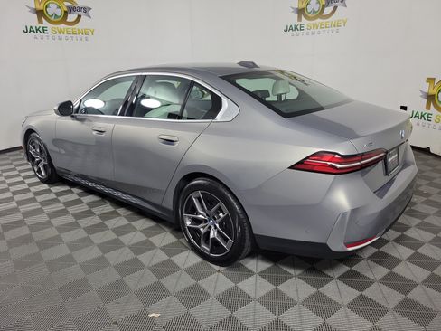 Certified 2026 BMW 540i xDrive w/ Premium Package AWD/4WD image 5