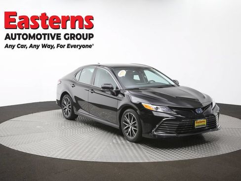 Used 2022 Toyota Camry XLE FWD image 49
