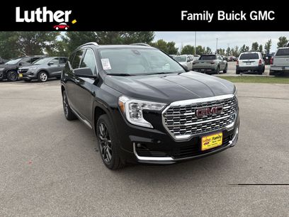 Used 2022 GMC Terrain Denali w/ Black Diamond Edition