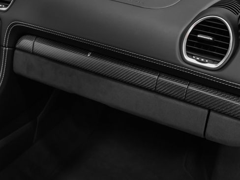 Certified 2025 Porsche 718 Boxster Spyder RS RWD image 33