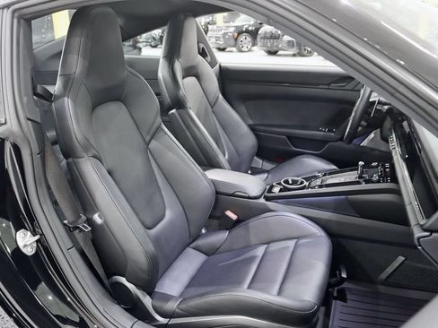 Used 2023 Porsche 911 Carrera T RWD image 31