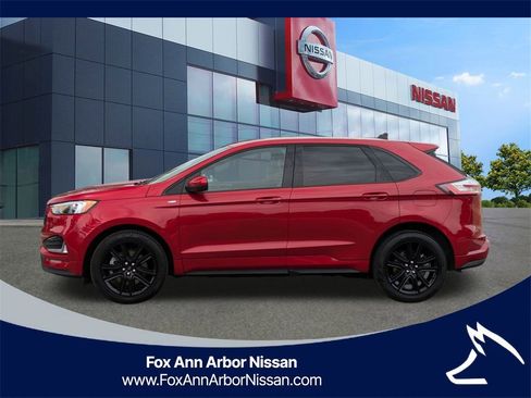 Used 2023 Ford Edge ST-Line image 2