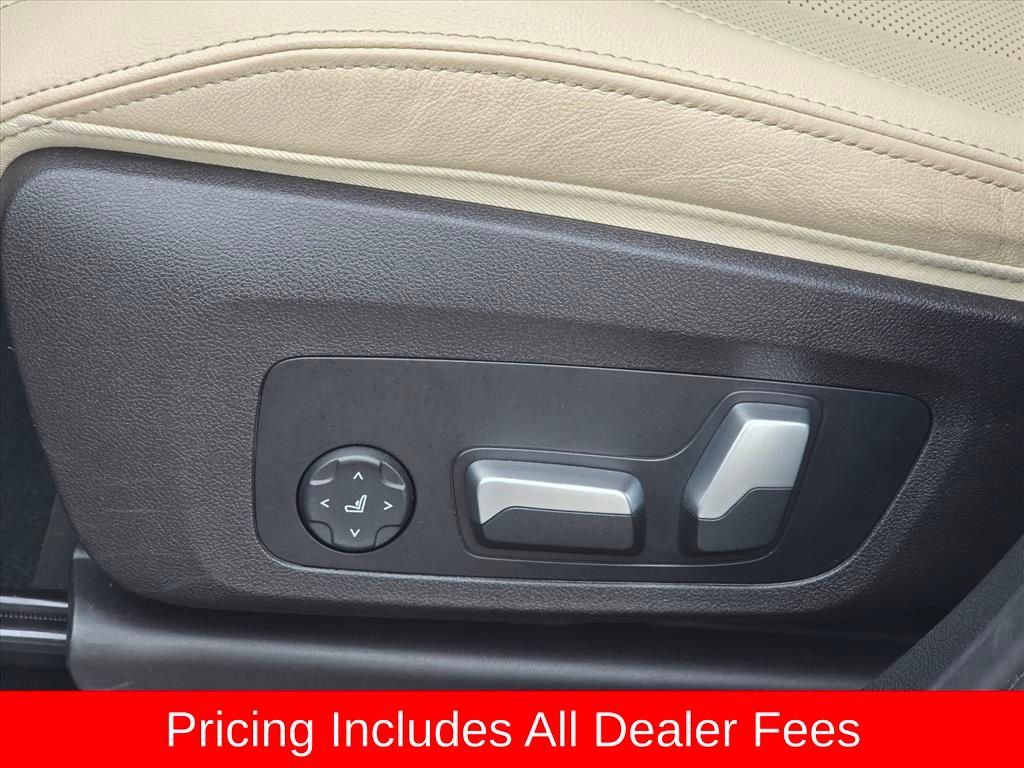 Used 2023 BMW X3 sDrive30i w/ Premium Package RWD image 18