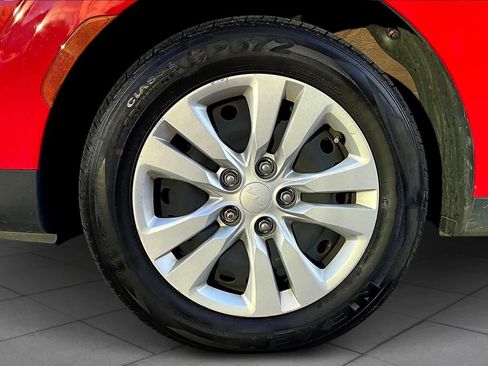 Used 2023 Kia Soul LX image 9