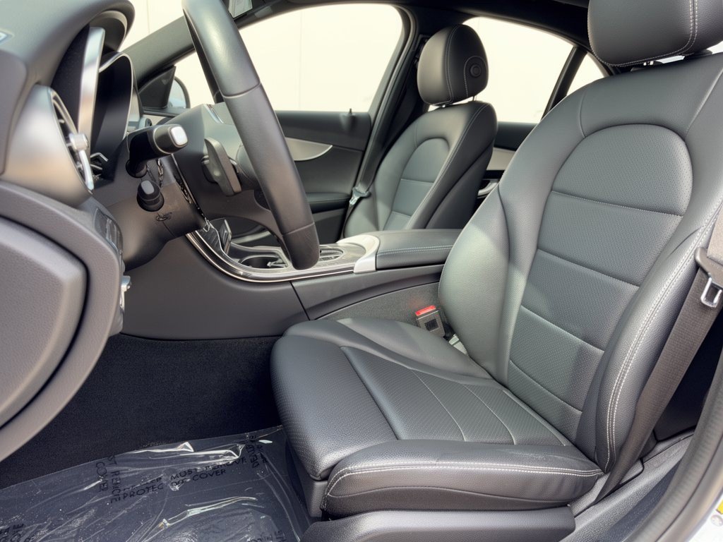 Used 2019 Mercedes-Benz C 300 Sedan image 5