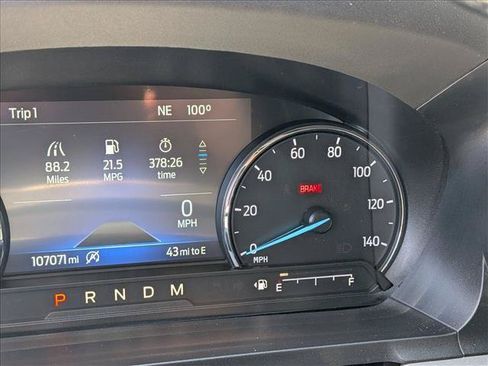 Used 2021 Ford Explorer XLT w/ Equipment Group 202A RWD image 10