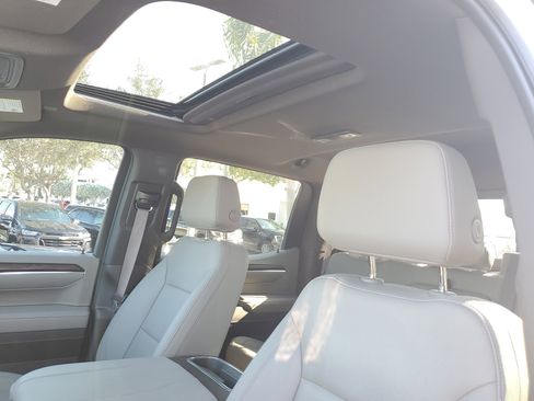 Used 2023 GMC Sierra 1500 SLT w/ SLT Premium Plus Package image 20