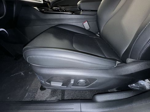 Certified 2025 Kia Sportage EX image 14