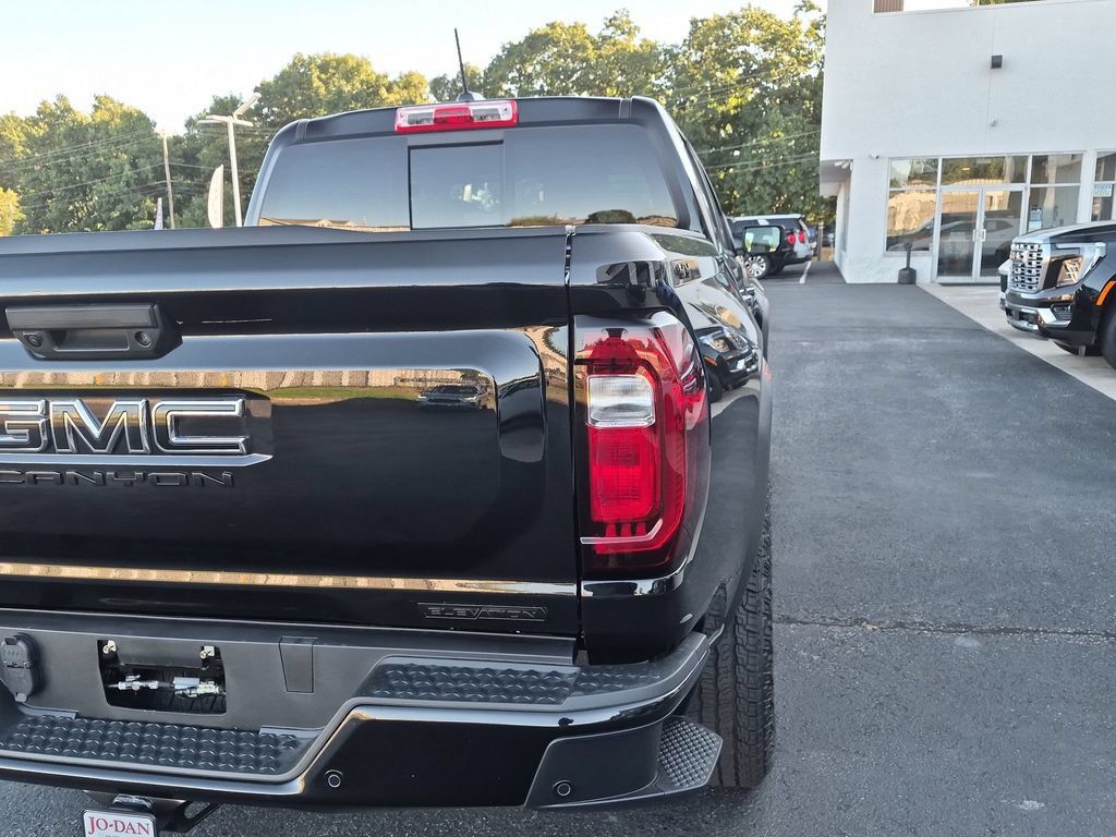 New 2026 GMC Canyon Elevation w/ Convenience Package AWD/4WD image 7