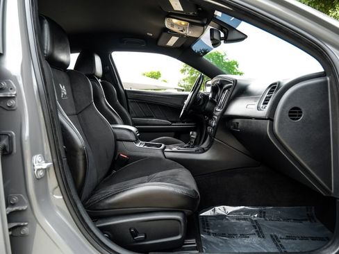 Used 2019 Dodge Charger Scat Pack w/ Plus Group RWD image 36