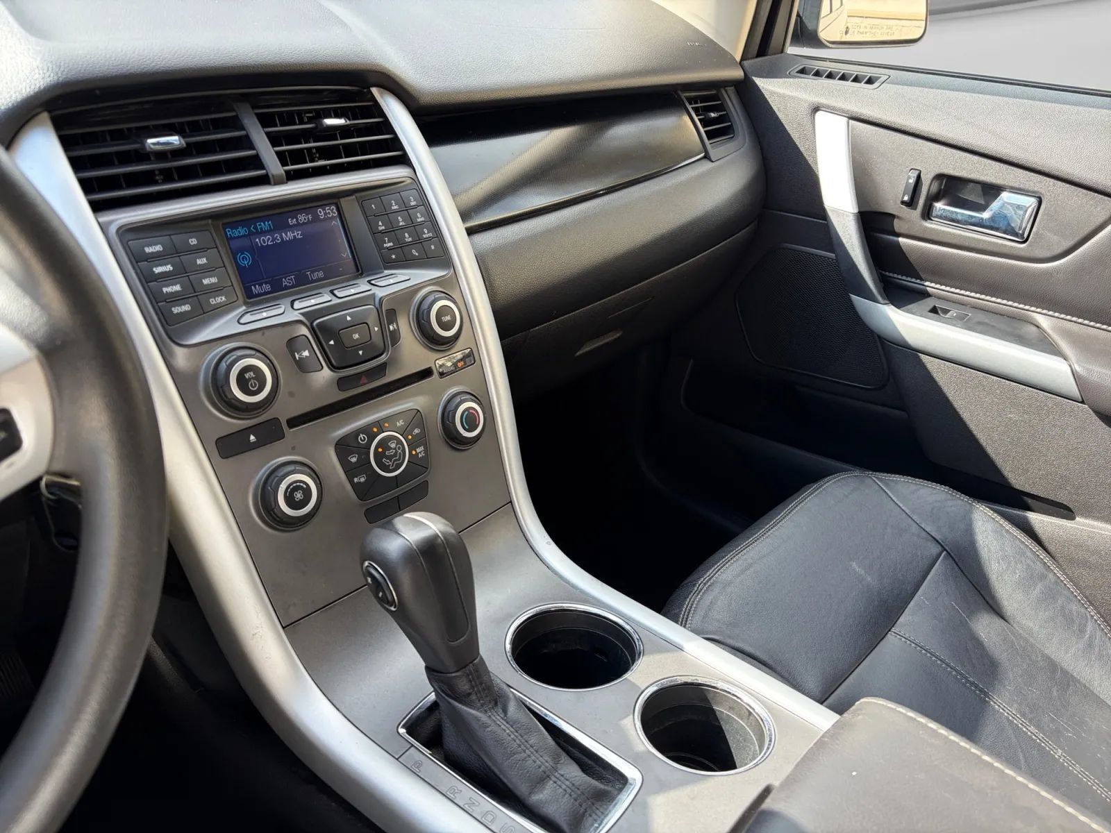 Used 2013 Ford Edge SE FWD image 12