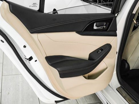 Used 2020 Nissan Maxima Platinum w/ Sport Mat Group image 42