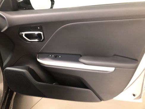 New 2025 Kia K4 GT-Line w/ GT-Line Sunroof Package image 14