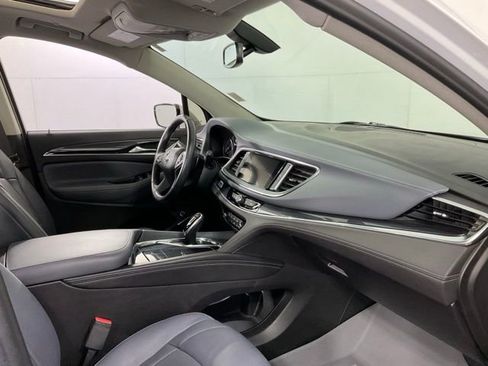 Used 2021 Buick Enclave Essence w/ Sound and Sites Package FWD image 34