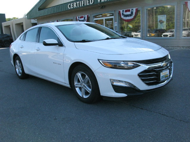 Used 2024 Chevrolet Malibu LT FWD image 2