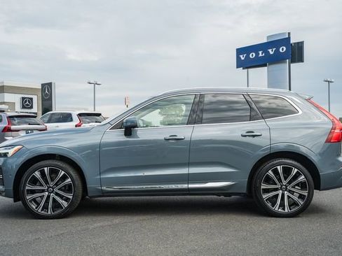 Certified 2023 Volvo XC60 B5 Ultimate w/ Climate Package AWD/4WD image 4