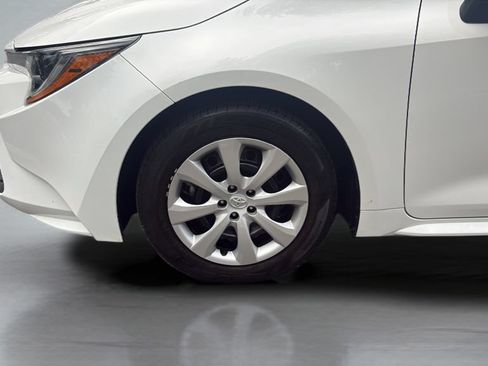 Used 2024 Toyota Corolla LE FWD image 22