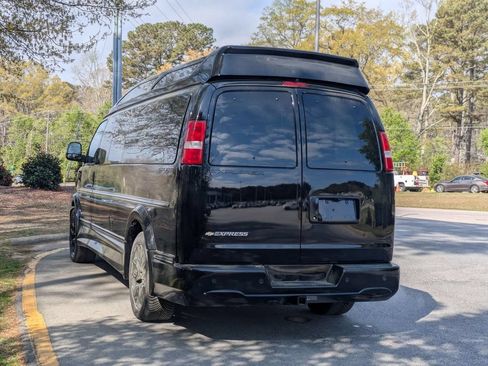 New 2026 Chevrolet Express 2500 Extended w/ Driver Convenience Package RWD image 4