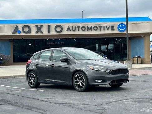 Used 2017 Ford Focus SEL image 1