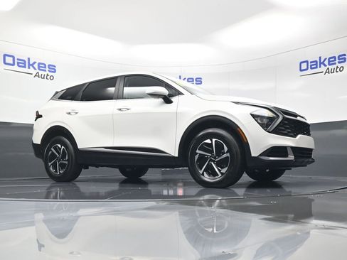Certified 2023 Kia Sportage LX image 38