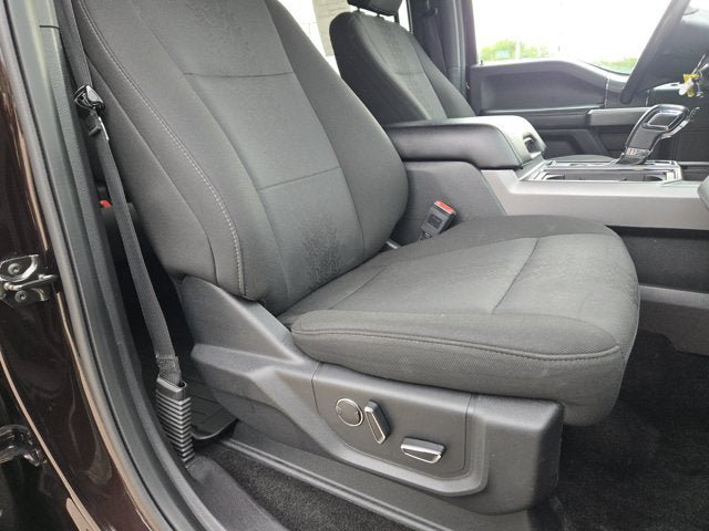 Used 2018 Ford F150 XLT w/ Equipment Group 302A Luxury AWD/4WD image 4