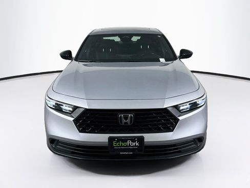 Used 2025 Honda Accord Sport image 2