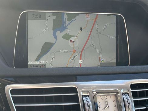 Used 2014 Mercedes-Benz E 350 Sedan image 40