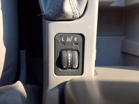 Used 2010 Subaru Forester 2.5X Premium image 6