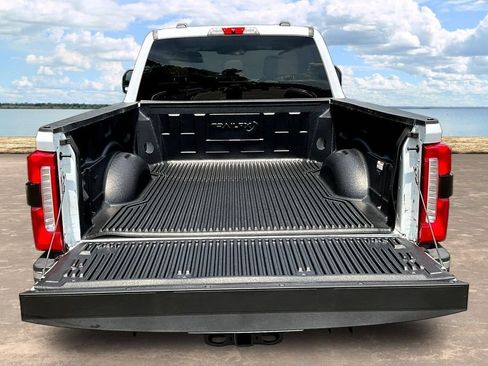 Certified 2026 Ford F250 Lariat AWD/4WD image 9