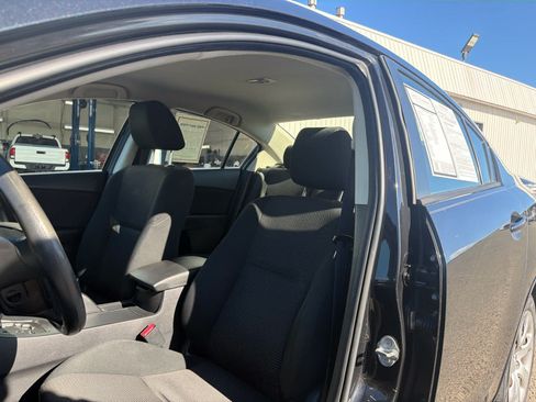 Used 2013 MAZDA MAZDA3 i Sport FWD image 16