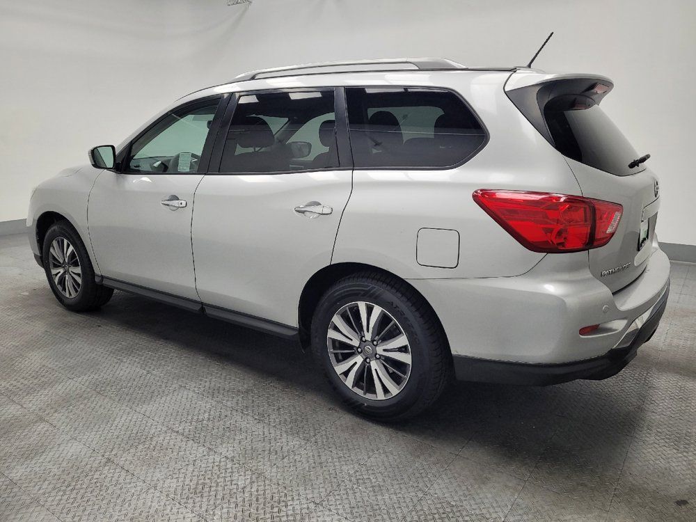 Used 2018 Nissan Pathfinder SV FWD image 3