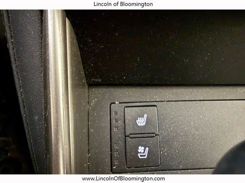 Used 2016 Lexus IS 300 AWD image 38