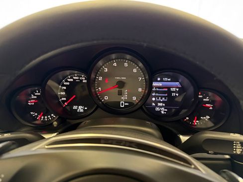 Certified 2014 Porsche 911 Carrera 4S AWD/4WD image 20