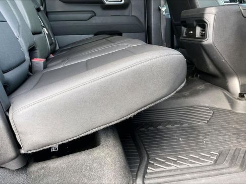 Used 2022 Chevrolet Silverado 1500 LT Trail Boss w/ LT Trail Boss Premium Package image 19