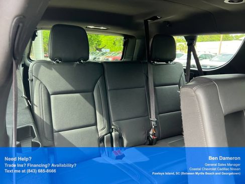 Used 2022 Chevrolet Suburban LT AWD/4WD image 24