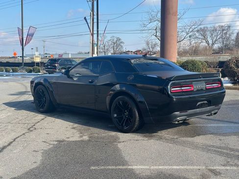 Used 2022 Dodge Challenger R/T Scat Pack RWD image 5