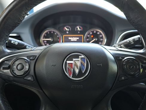 Used 2020 Buick Enclave Essence FWD image 23