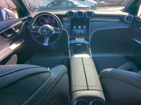 Certified 2026 Mercedes-Benz GLC 300 image 2