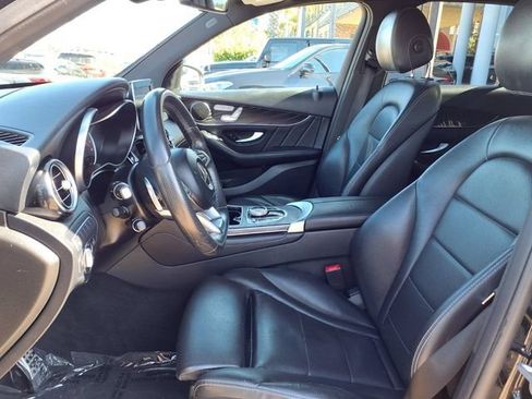 Used 2018 Mercedes-Benz GLC 300 w/ AMG Line image 23