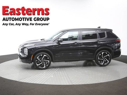 Used 2024 Mitsubishi Outlander SE AWD/4WD image 57