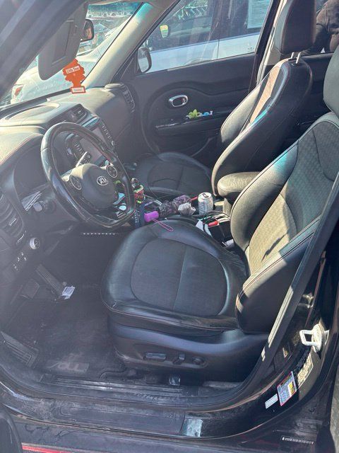 Used 2017 Kia Soul ! w/ Tech Package FWD image 15